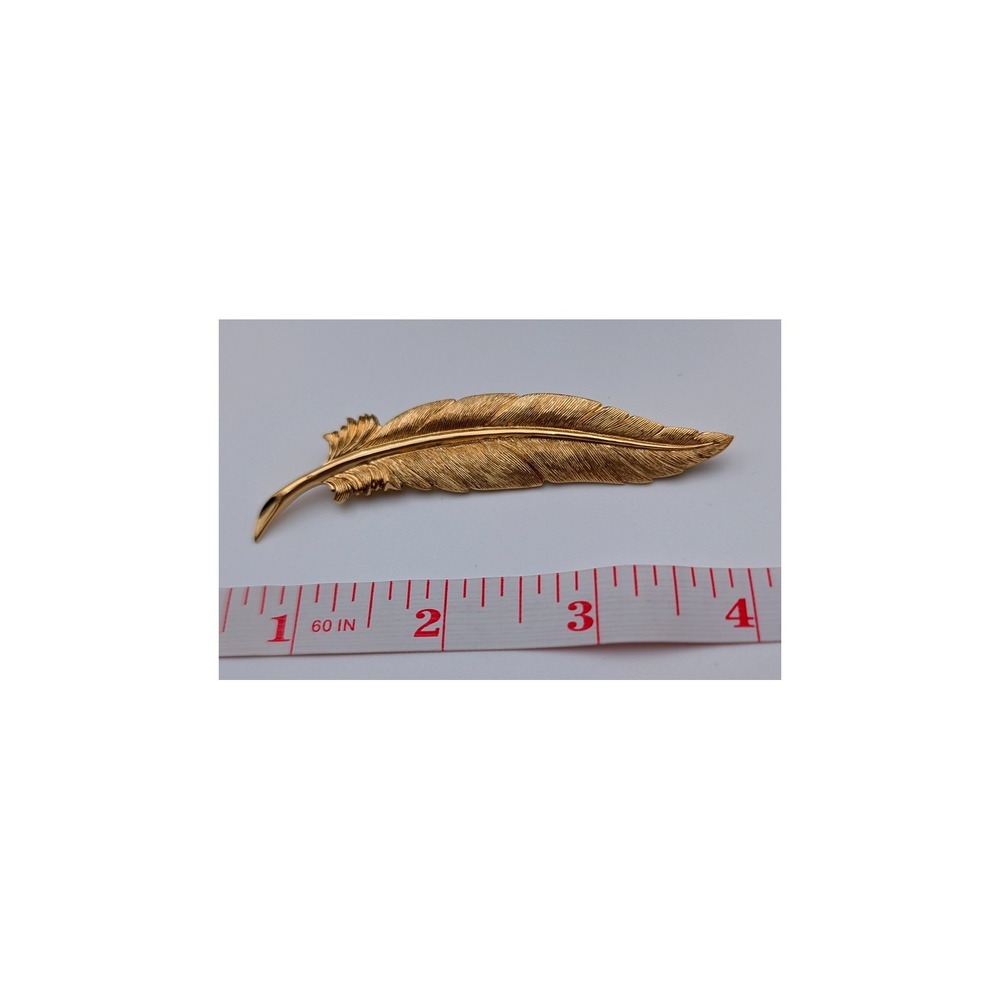 Monet Vintage Gold Tone Feather Brooch Textured Pin Nature Inspired Jewelry
